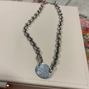 Authentic Tiffany & Co Return to Tiffany Oval Necklace